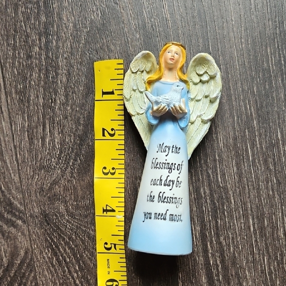 Angel Figurine with Dove and Blessing - Picture 6 of 6